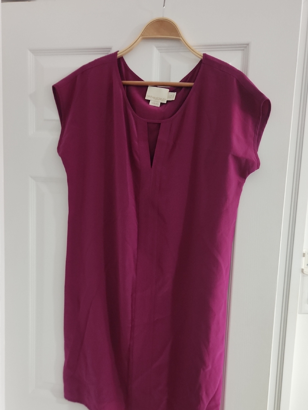 Cynthia Rowley Fuchsia Keyhole Shift Dress